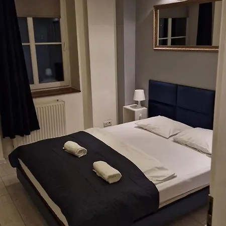 Rubin Klimatyczny W Samym Centrum Bielska Lägenhet